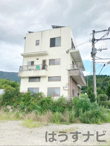 糟屋郡須恵町大字佐谷　中古戸建の外観|土地面積145.46ｍ2（約44坪）、建物面積218.16ｍ2（約66坪）