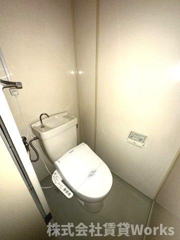 徳島サンハイツのトイレ|落ち着いたトイレです