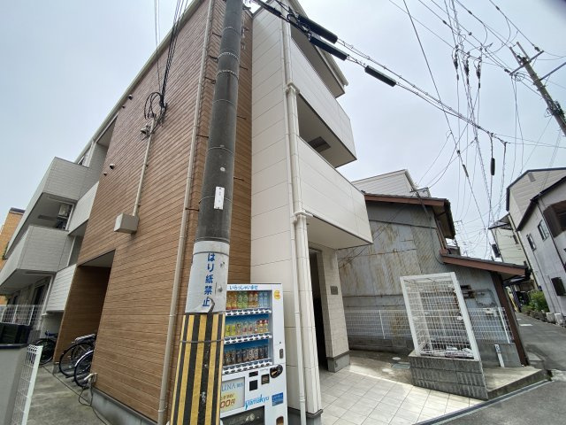 コスモクレスト柴島の外観