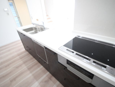 【キッチン】 | 交野市私市山手1丁目　未入居物件 | キッチンになります。
スペースがあるので
ご家族やご友人とお料理をお楽しみ頂けそうですね。