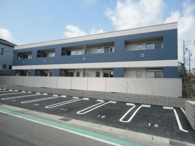 クーマの駐車場
