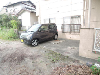 【駐車場】