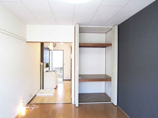 筑波ユニバーサイド のその他|明るい洋室です