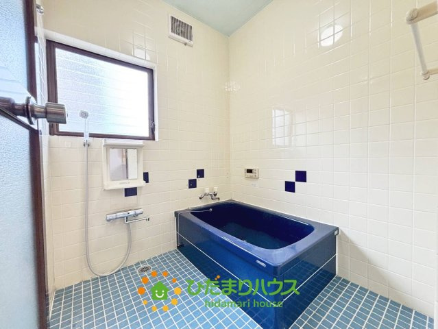 久喜市久喜東５丁目　中古一戸建て　の浴室