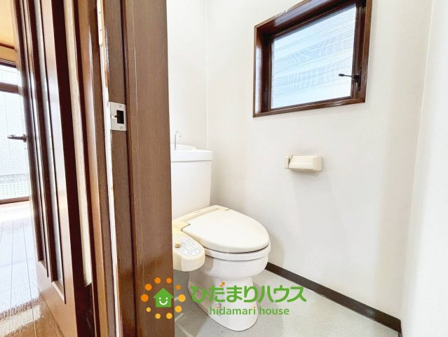 久喜市久喜東５丁目　中古一戸建て　のトイレ|1階　トイレ