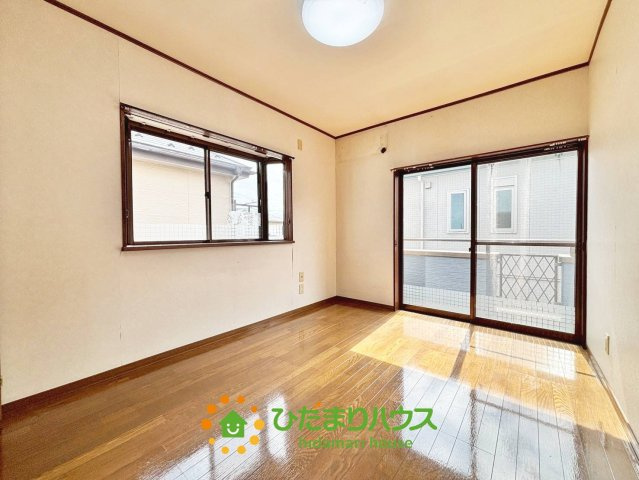 久喜市久喜東５丁目　中古一戸建て　の洋室