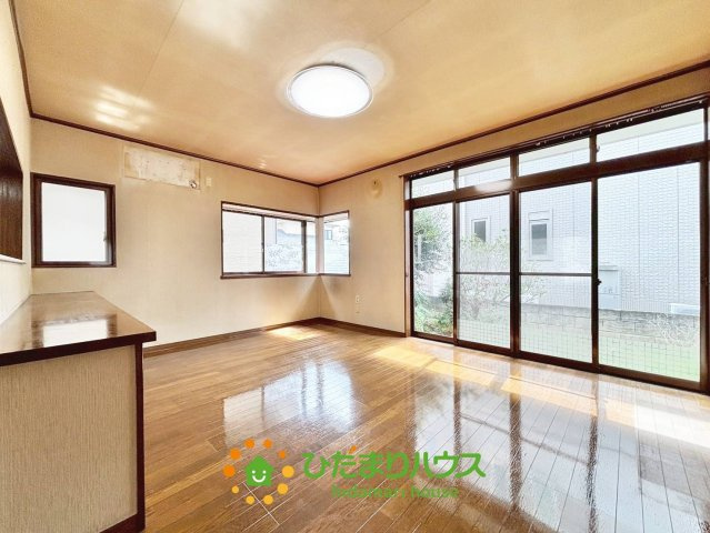 久喜市久喜東５丁目　中古一戸建て　の居間・リビング