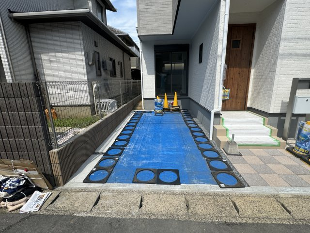 松戸市松飛台新築戸建【松飛台第二小学校：7分】の駐車場|駐車スペース完備