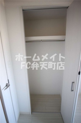 【収納】 | セオリー大阪ベイステージ | 大きなものも収納できそうです