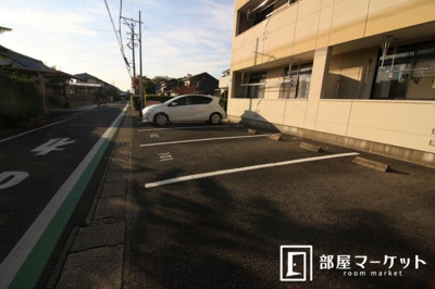 【駐車場】 | エンジェルハイツ