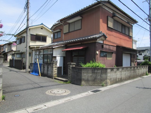 桶川市末広　売地の前面道路含む現地写真