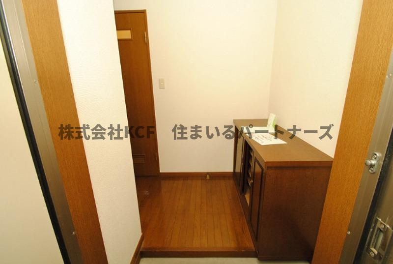 RA長門石のエントランス|建物の内部です