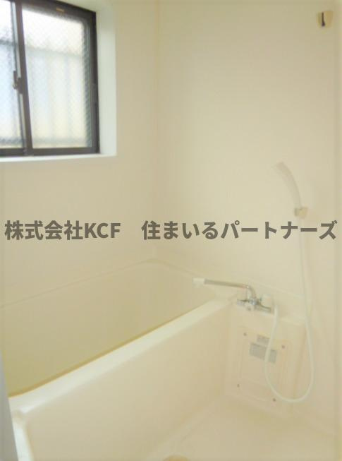 RA長門石の浴室|コンパクトで使いやすいお風呂です