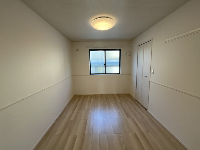 メゾングレーヌ勝原Ａの寝室