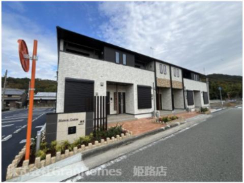 メゾングレーヌ勝原Ａの外観