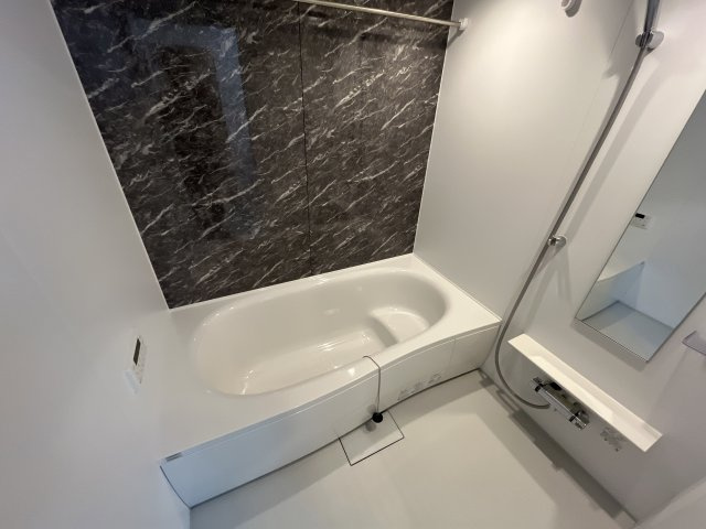 メゾングレーヌ勝原Ａの浴室