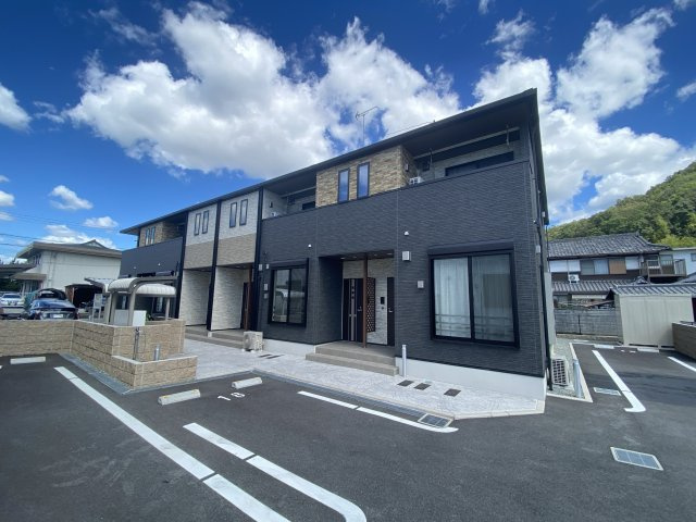 勝原区山戸アパートの外観