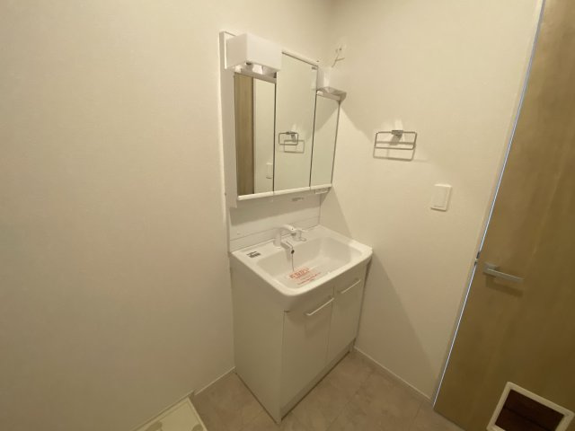 勝原区山戸アパートの洗面所