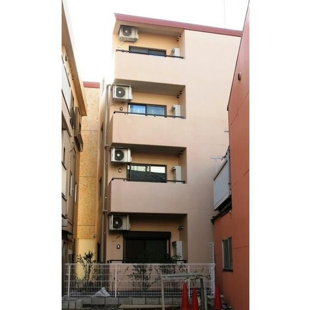 シャトー初台Ⅱの外観