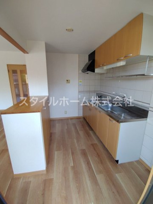 【内装】 | ヴァンクレールTWO | 別部屋写真です。