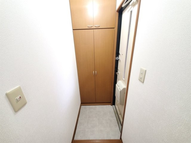パールハイムの玄関|参考、同建物・反転間取りの号室