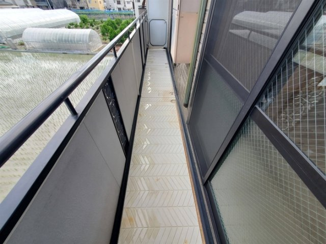 パールハイムのバルコニー|参考、同建物・反転間取りの号室