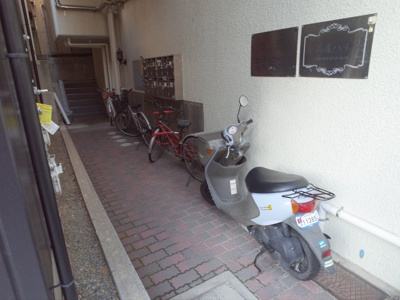 【エントランス】 | 有馬道ハイツ
