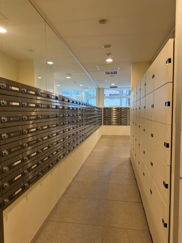 THE CENTER TOKYOのその他共用部分|メールボックス