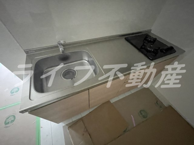 AVANTIO KOSAKAのキッチン|コンパクトなキッチンで掃除もラクラク