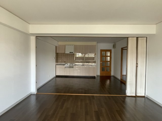 労住協大手町ハイツの居間・リビング|2025年8月ﾘﾌｫｰﾑ済み