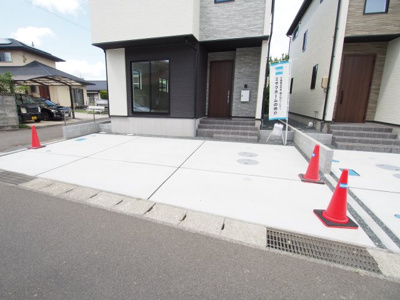 【駐車場】 | Ricca　岡部2期　1号棟