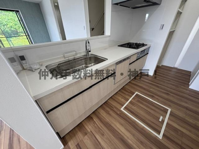 【キッチン】 | 神戸市垂水区霞ヶ丘3丁目　新築戸建A号地　仲介手数料無料！ | お料理しやすいキッチンです