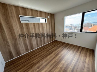 【洋室】 | 神戸市垂水区霞ヶ丘3丁目　新築戸建A号地　仲介手数料無料！ | 落ち着いた色調の洋室です