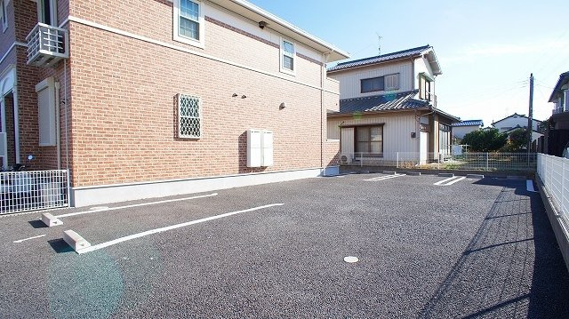 ベル・アンジュの駐車場|駐車場完備です