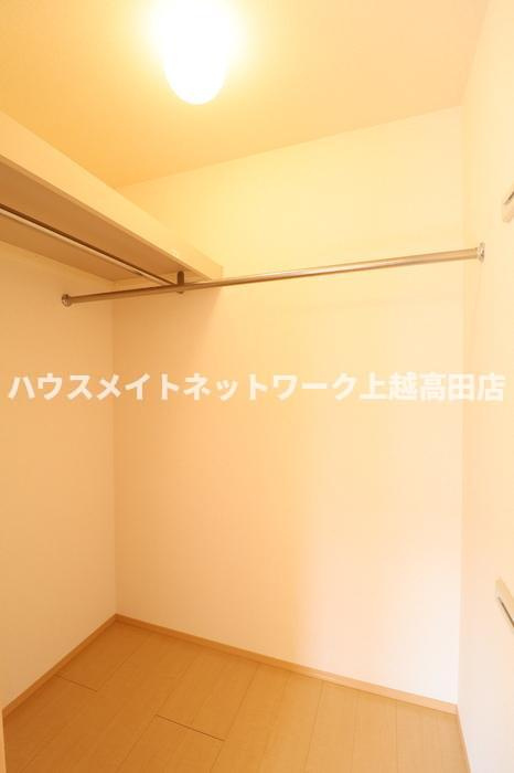 サンリジェールの収納|ウォークインクローゼット