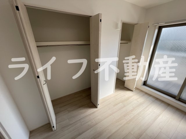 フジパレス長瀬公園の収納|こまごまとしたものを収納できそうですね