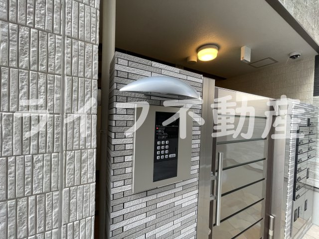 フジパレス長瀬公園のエントランス|ゆとりのあるエントランスです