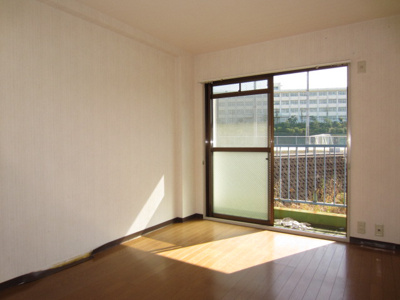 【居間・リビング】 | ロイヤルコーポ和泉鳥取