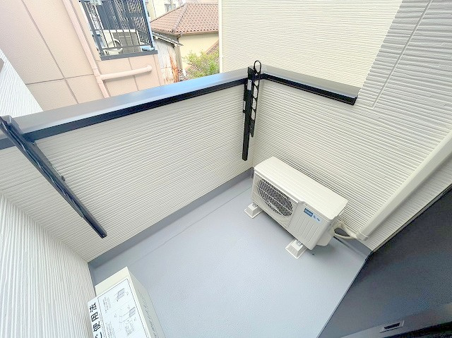 REGIA　OSAKA　CITY　KOMATSUのバルコニー