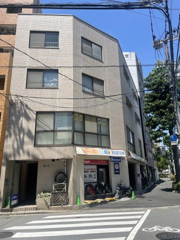 西観音ビル（テナント）の外観
