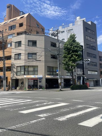 西観音ビル（テナント）の外観