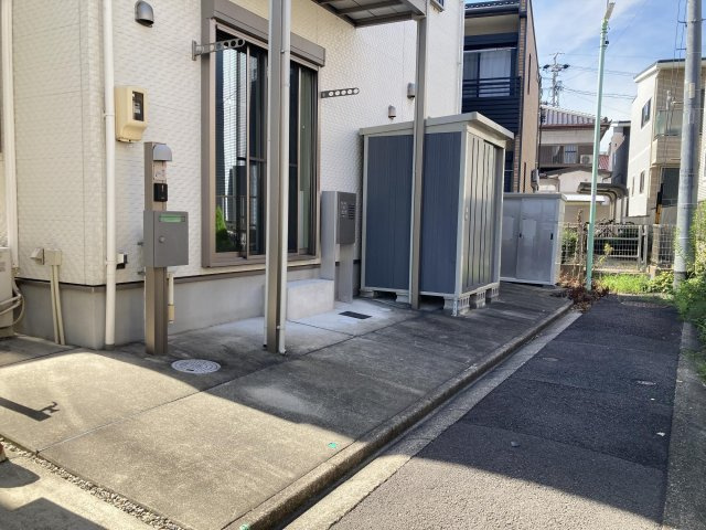 北区安井戸建の前面道路含む現地写真