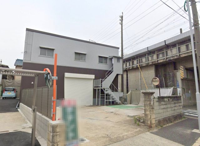 鳴尾町工場の外観