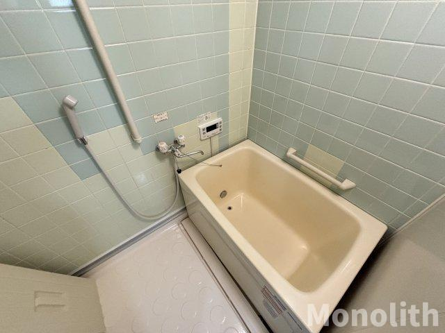 光明台34号棟の浴室