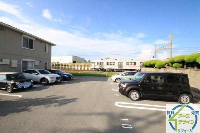 アヴァンス明石Ⅱの駐車場|駐車場があるので、車を買う予定の方も安心です