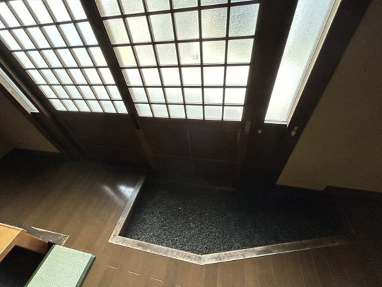 【玄関】 | 伊東市桜木町　店舗付戸建