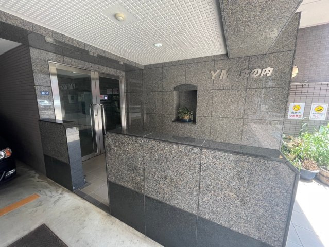 YM丸の内のエントランス|YM丸の内