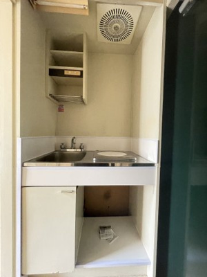 【キッチン】 | レオパレス赤羽台 | ★お手入れのしやすいIHコンロ★