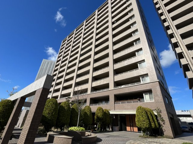 サーパス太田中央公園二番館の外観