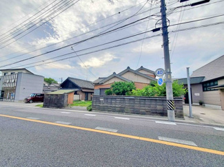 【前面道路含む現地写真】